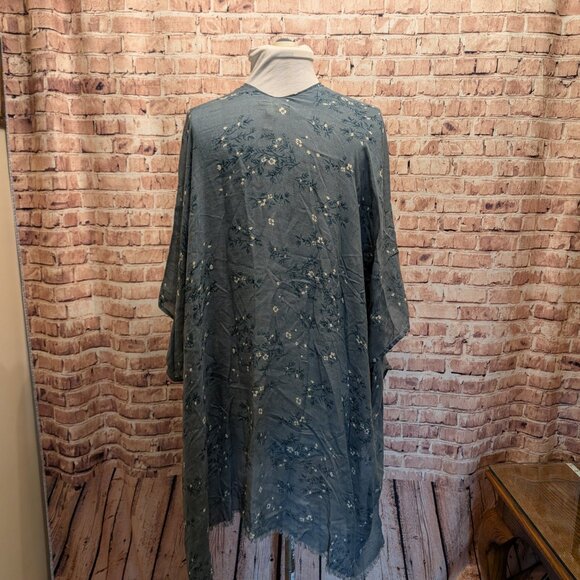 Quagga Open Sheer Floral Cardigan Size One Size - Picture 5 of 7